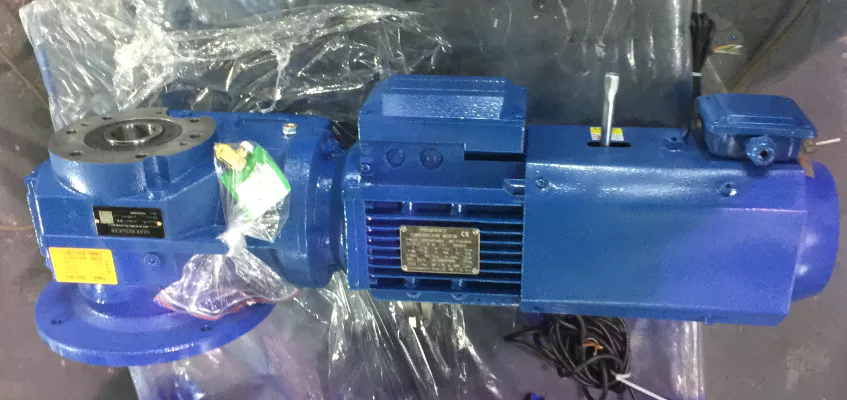 ep helical geared motor with brake 1 275184