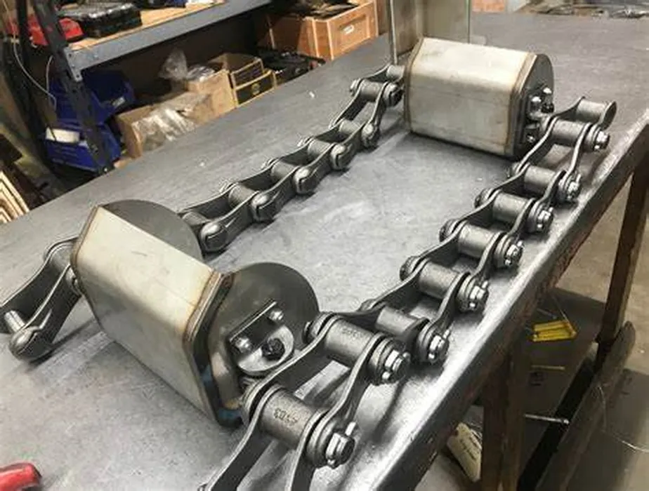 400 Class Pintle Chains Applications