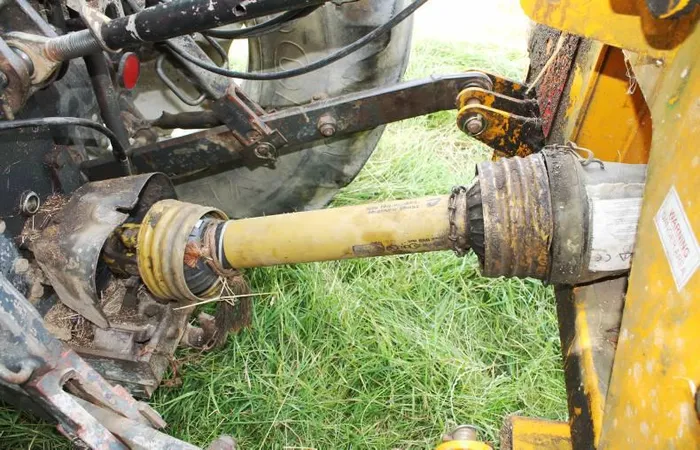 W2400 Series PTO Shaft Accident Issues