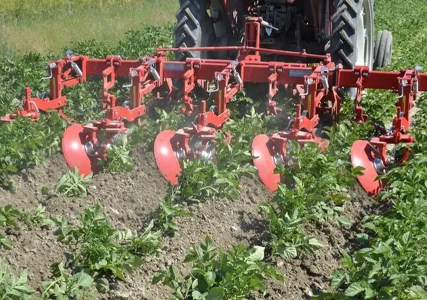 Agricultural 3 Point Disc Ridger Uses 2 Agricultural 3 Point Disc Ridger Uses