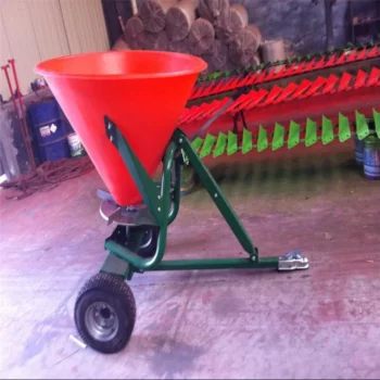 Tractor-Drawn Fertilizer Distributor Manure Spreader