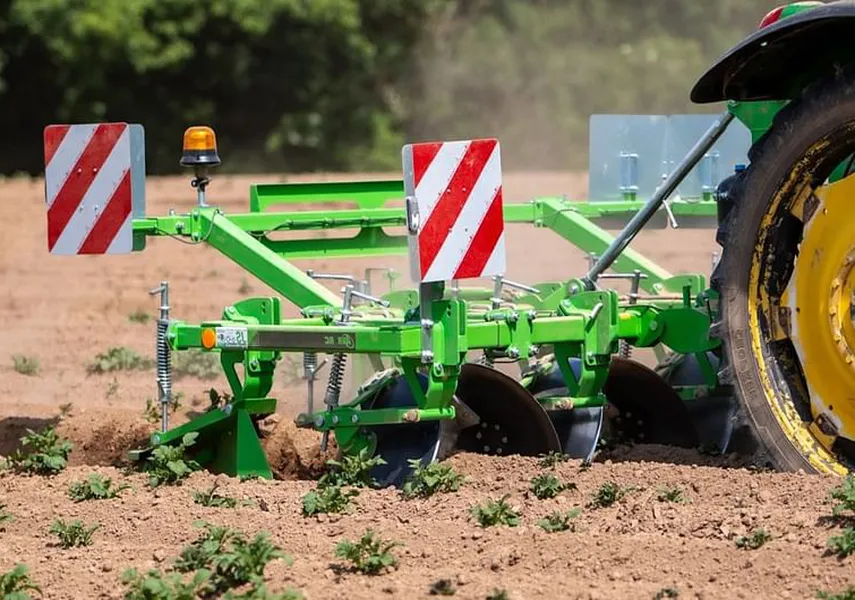 Agricultural 3 Point Disc Ridger Uses 1 Agricultural 3 Point Disc Ridger Uses