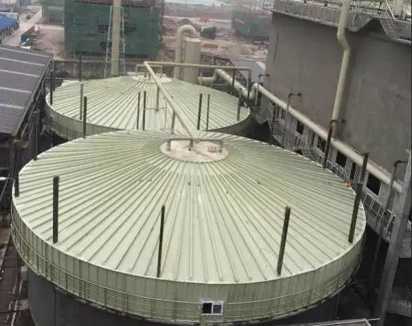 Waste gas solution of sewage tank
