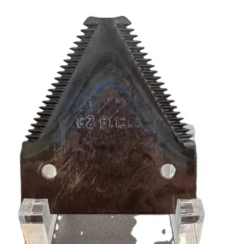 The Best Price Kubota DC60 70 105 68G Blade Assy Harvester Spare Parts