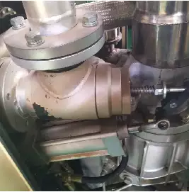 Dry oil-free
