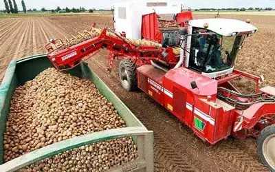 wheel drive Potato Harvester