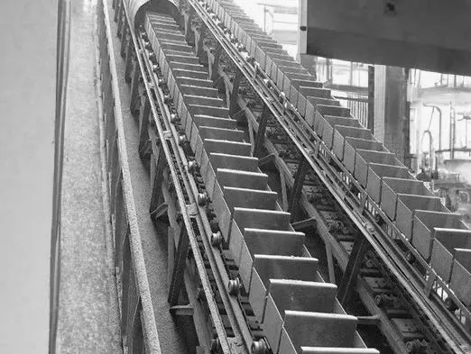Deep Pan Conveyor (Incline)